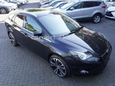 Gebraucht Ford Focus Champions Edition 105 PS (77 kW) 2012 Schwarz Kombi