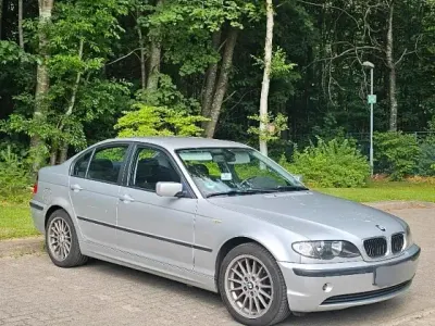Gebraucht BMW 316 116 PS (85 kW) 2002 Grau Limousine