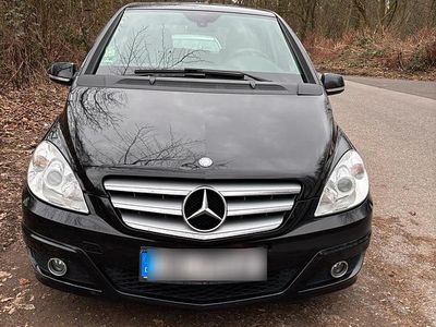 Mercedes B180