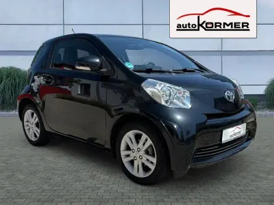 Gebraucht Toyota iQ 98 PS (72 kW) 2014 Schwarz Kleinwagen