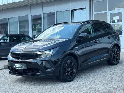 Gebraucht Opel Grandland X GS Line 300 PS (220 kW) 2022 Schwarz SUV