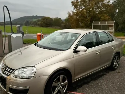 Gebraucht VW Jetta 150 PS (110 kW) 2005 Beige Limousine