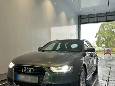 Gebraucht Audi A4 S-Line 204 PS (150 kW) 2013 Grau Kombi