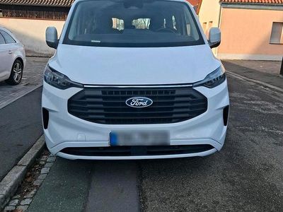 Gebraucht Ford Transit Custom 150 PS (110 kW) 2024 Weiß Kombi