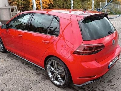 Gebraucht VW Golf VII R-line 150 PS (110 kW) 2020 Rot Limousine