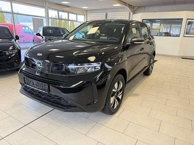 Neu Opel Frontera Edition 145 PS (106 kW) 2025 Diamant schwarz (metallic) SUV