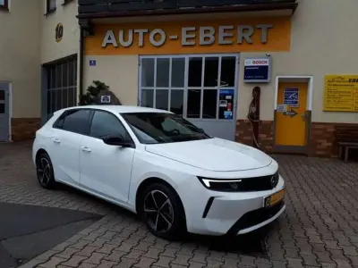 Gebraucht Opel Astra Edition 131 PS (96 kW) 2025 Weiß Kleinwagen