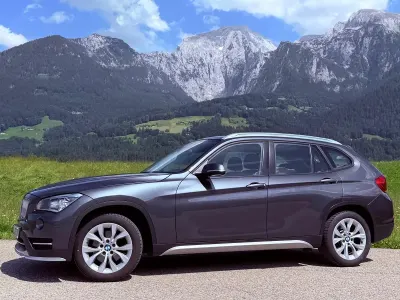 Gebraucht BMW X1 xLine 184 PS (135 kW) 2015 Grau SUV