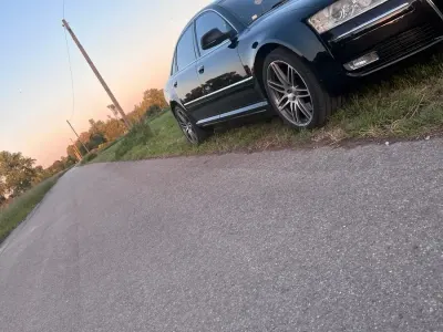 Gebraucht Audi A8L W12 450 PS (330 kW) 2009 Braun Limousine