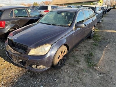 Mercedes C200