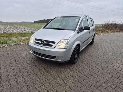 Gebraucht Opel Meriva Essentia 87 PS (63 kW) 2004 Silber Van / Kleinbus