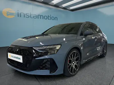 Neu Audi RS3 Sportback 400 PS (294 kW) 2025 Grau Kleinwagen