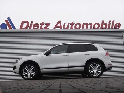 Weiss (metallic) Gebraucht 2012 VW Touareg SUV | 10.900 € (Guter Preis)