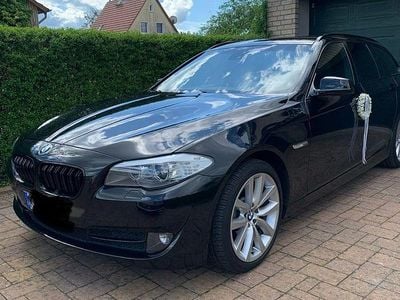 Gebraucht BMW 525 Shadowline 204 PS (150 kW) 2011 Schwarz Kombi