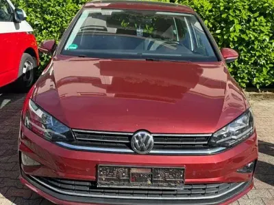 Gebraucht VW Golf Sportsvan Join 110 PS (80 kW) 2018 Rot Van / Kleinbus