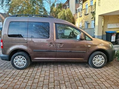 Braun Gebraucht 2014 VW Caddy Trendline Van / Kleinbus | 9.500 € (Teuer)