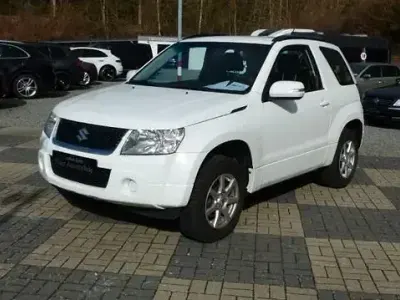 Gebraucht Suzuki Grand Vitara City 324 PS (238 kW) 2013 Weiß SUV