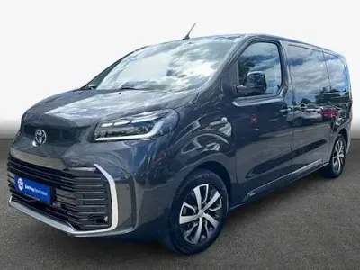 Gebraucht Toyota Proace Verso 177 PS (130 kW) 2025 Titanium grey metallic Kombi