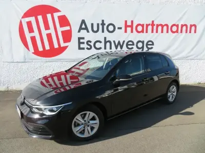 Brugt VW Golf VIII Life 131 HK (96 kW) 2023 Sort Sedan