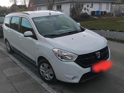 Gebraucht Dacia Lodgy 102 PS (75 kW) 2017 Weiß Van / Kleinbus