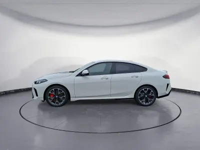 Używany BMW 223 Active Tourer M Sport 218 KM (160 kW) 2025 Biały Minivan