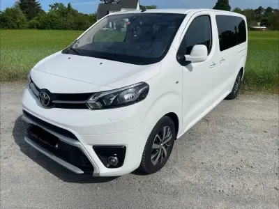 Używany Toyota Proace Team 144 KM (105 kW) 2021 Biały Minivan
