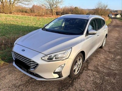 Gebraucht Ford Focus 120 PS (88 kW) 2019 Silber Kombi