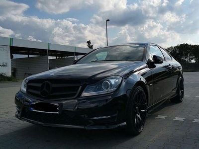 Gebraucht Mercedes C350 306 PS (225 kW) 2012 Schwarz Coupé
