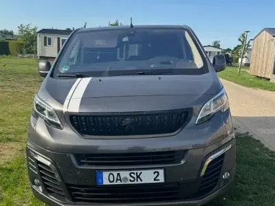 Gebraucht Peugeot Traveller Allure 150 PS (110 kW) 2018 Grau Van / Kleinbus
