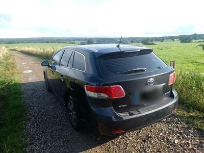 Second-hand Toyota Avensis T2 135 CP (99 kW) 2011 Negru Break