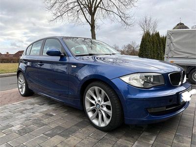 Gebraucht BMW 120 Sport Line 170 PS (125 kW) 2009 Blau Kleinwagen