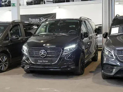 Gebraucht Mercedes V300 AMG 237 PS (174 kW) 2025 Schwarz Van / Kleinbus
