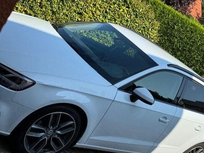 Gebraucht Audi A3 Sport 150 PS (110 kW) 2019 Weiß Limousine