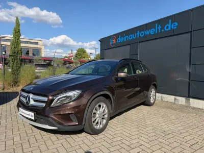 Gebraucht Mercedes GLA200 156 PS (114 kW) 2014 Braun SUV