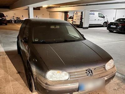 VW Golf IV