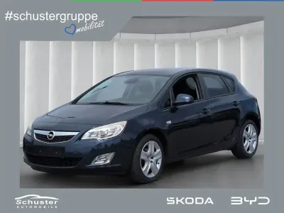 Gebraucht Opel Astra Design Edition 140 PS (102 kW) 2011 P2) (blau Limousine