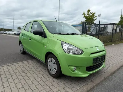 Gebraucht Mitsubishi Space Star 2013 Grün Van / Kleinbus