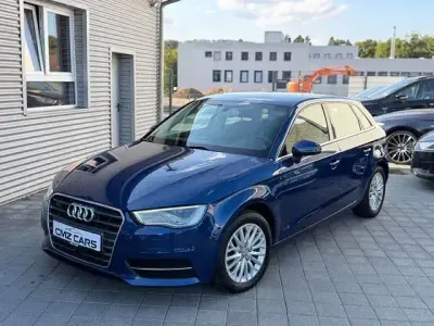Gebraucht Audi A3 Ambiente 140 PS (102 kW) 2014 Blau Limousine
