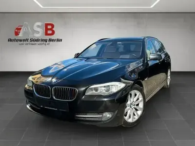 Second-hand BMW 520 Performance 184 CP (135 kW) 2012 Negru Break