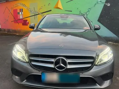 Gebraucht Mercedes C180 Avantgarde 156 PS (114 kW) 2019 Silber Limousine