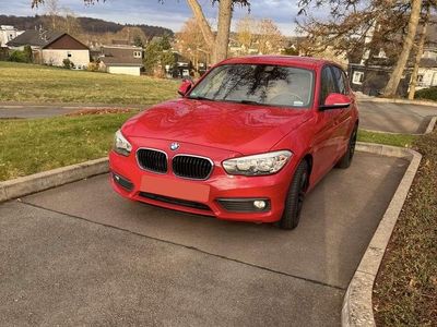 Gebraucht BMW 116 Advantage 116 PS (85 kW) 2016 Rot Kleinwagen