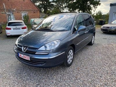 Peugeot 807