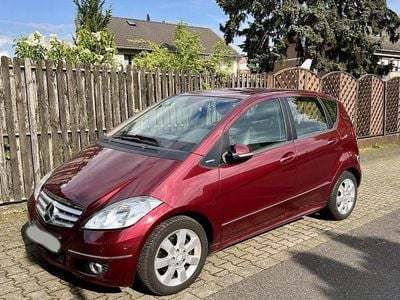 Usata Mercedes A180 116 CV (85 kW) 2010 Rosso Monovolume