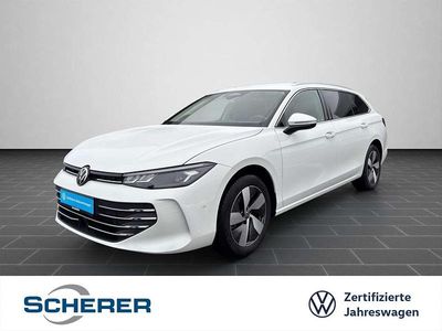 Pure white Gebraucht 2025 VW Passat Business Kombi | 32.500 € (Guter Preis)
