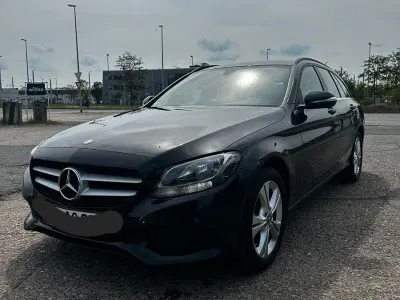 Gebraucht Mercedes C180 116 PS (85 kW) 2015 Schwarz Kombi