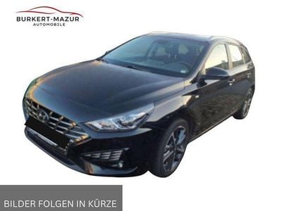 Gebraucht Hyundai i30 Trend 160 PS (117 kW) 2022 Schwarz Kombi