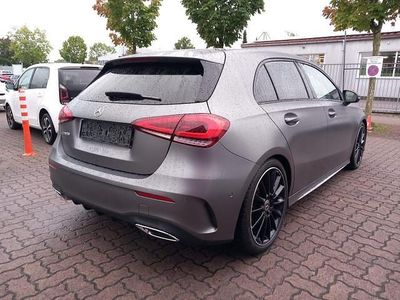 Designo magno metallic designo magno metallic Gebraucht 2019 Mercedes A200 AMG line Limousine | 28.820 € (Teuer)
