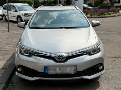Toyota Auris Touring Sports