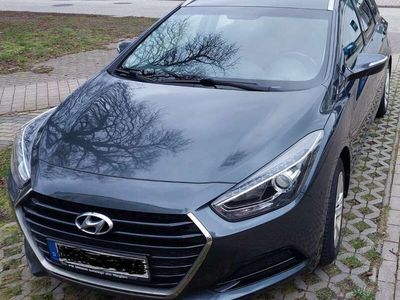 gebraucht Hyundai i40 1.7 CRDi 85kW blue Classic Classic