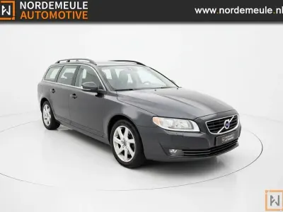 Gebraucht Volvo V70 181 PS (133 kW) 2015 Grau Kombi